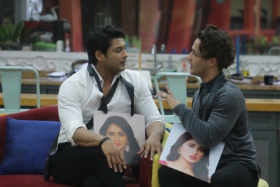 Bigg Boss 13 contestants Siddharth Shukla and Asim Riaz.