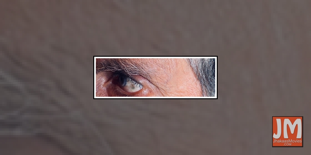 Amitabh Bachchan visits doctor, misses 'maa ka pallu'