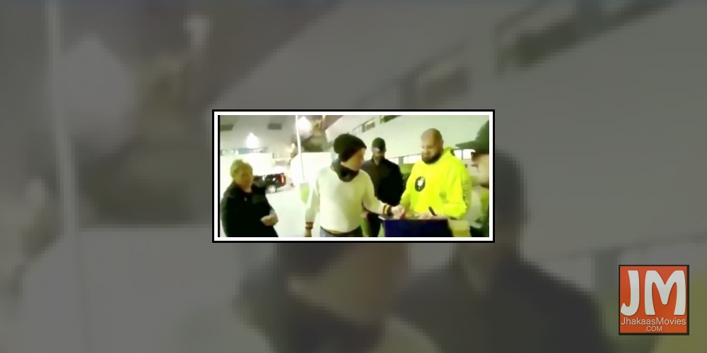 Coldplay frontman Chris Martin recently snapped at fans who seemed too excited to get his autograph. A video is doing the rounds on Interent shows Martin at the fans outside the Hollywood Palladium.