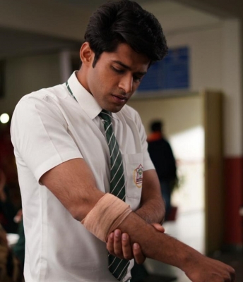 Actor Mohit Kumar recently got injured while shooting for his TV show 