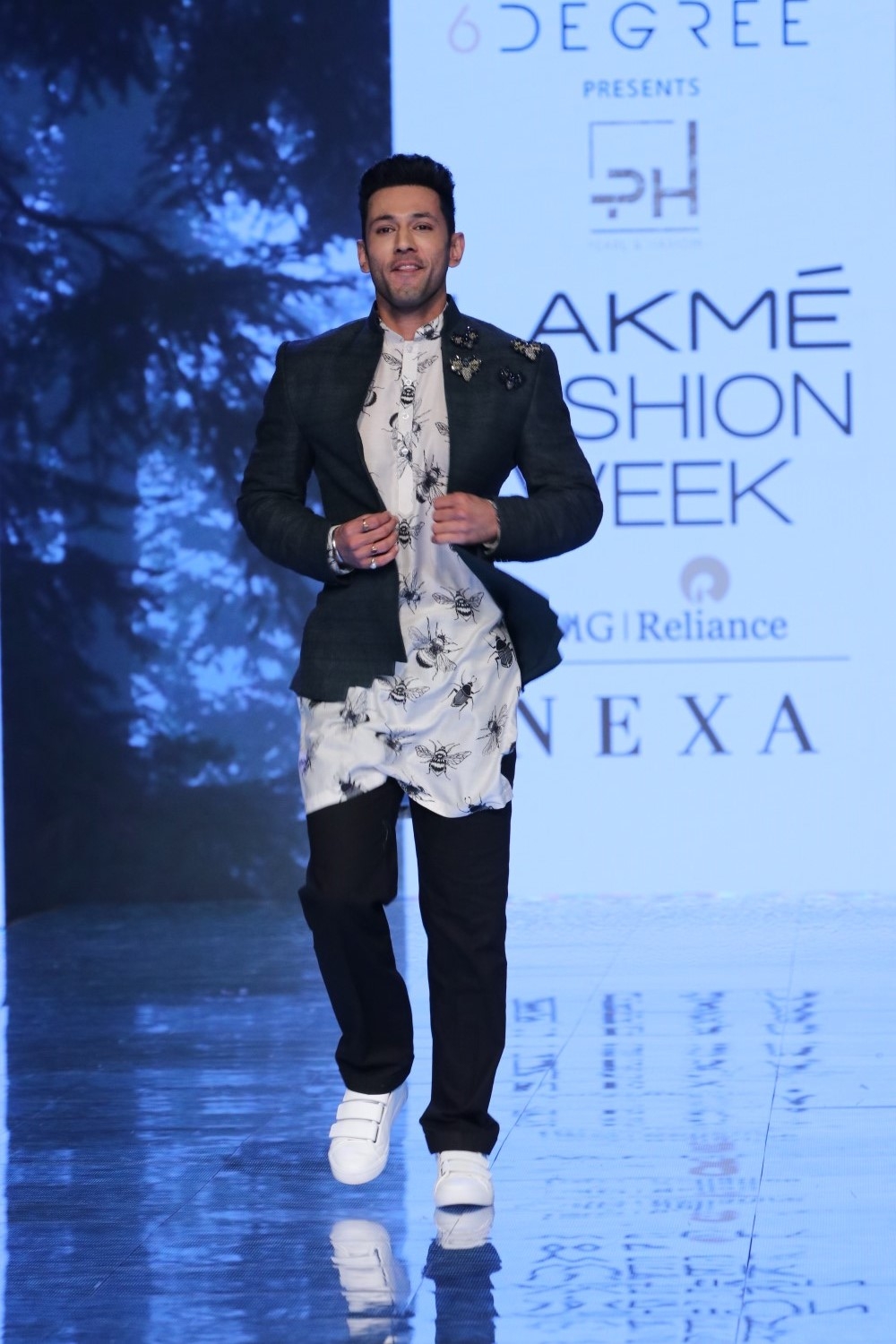 Mumbai: Actor Sahil Anand walks for 6Degree at the Lakme Fashion Week Summer/Resort 2020 grand finale, in Mumbai on Feb 16, 2020. (Photo: IANS)