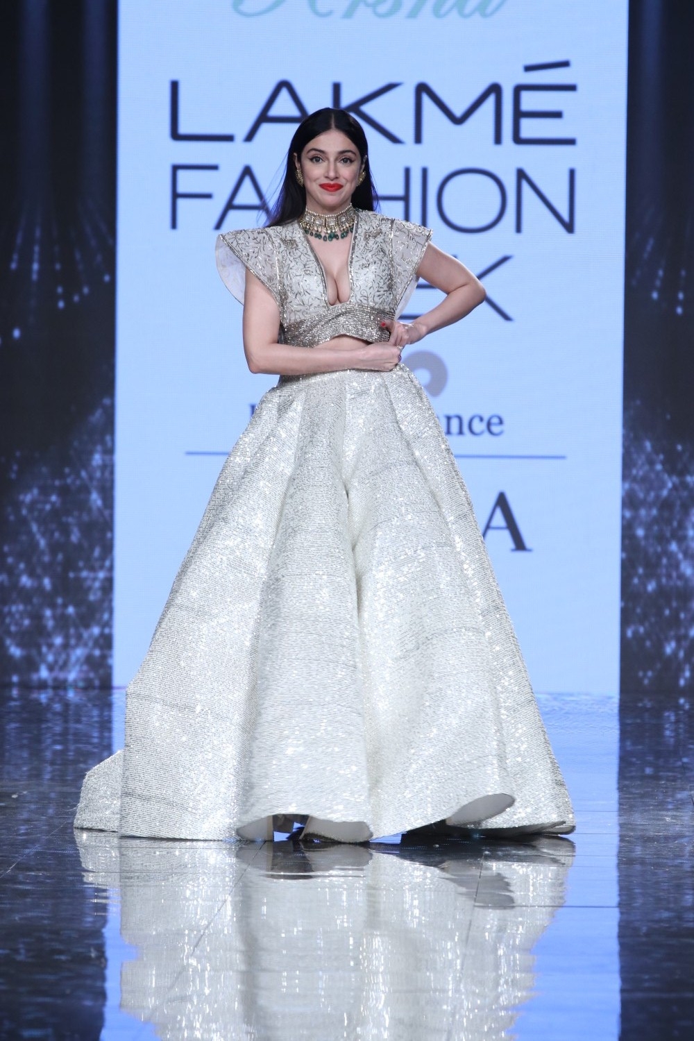 Mumbai: Actress and showstopper Divya Khosla Kumar walks the ramp for Krsna Couture at the Lakme Fashion Week Summer/Resort 2020 grand finale, in Mumbai on Feb 16, 2020. (Photo: IANS)