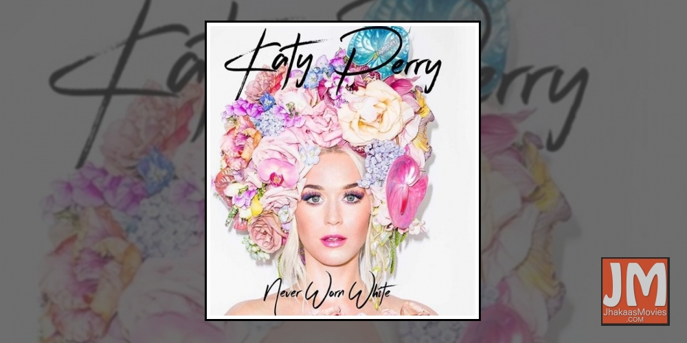 Katy Perry announces pregnancy through music video.