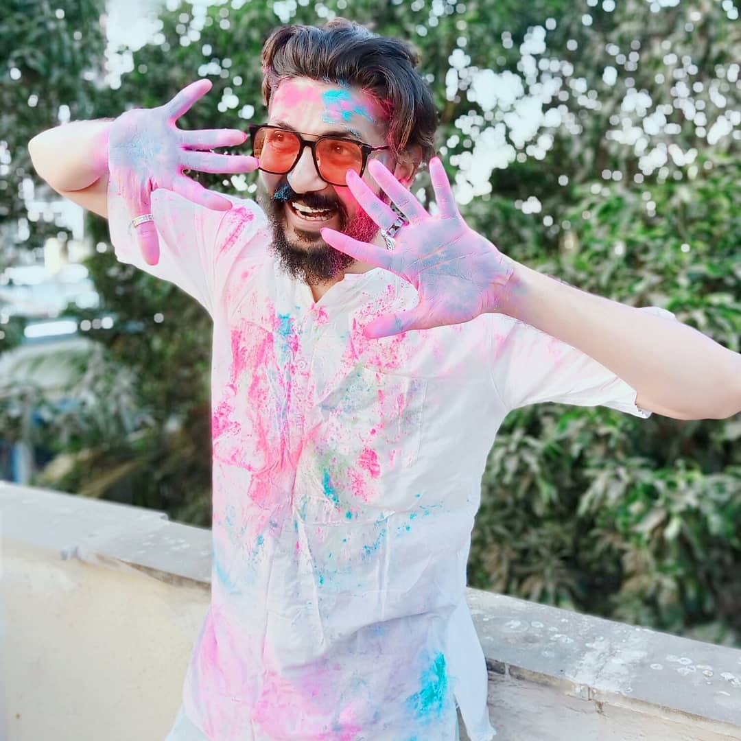 In the film industry, Holi is not just a festival but a fashion affair where celebrities go out of the way with their outfits and make a statement. Though the fear of coronavirus subdued the exuberant and jubilant celebrations, actors didnâ€™t hesitate in giving major fashion goals on the day.