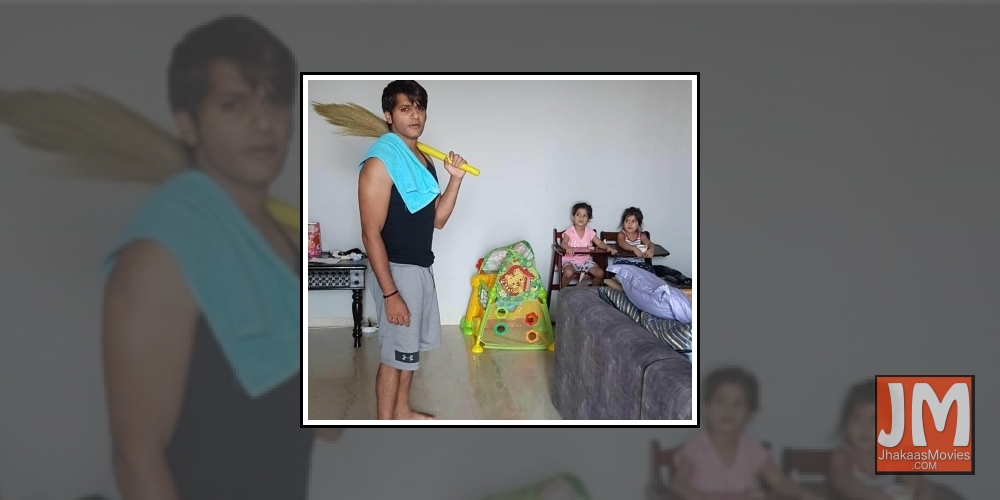 Karanvir Bohra urges men to help wives in chores during COVID-19 pandemic.