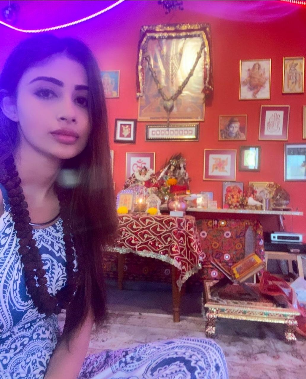 Bollywood wishes Happy Gudi Padwa.