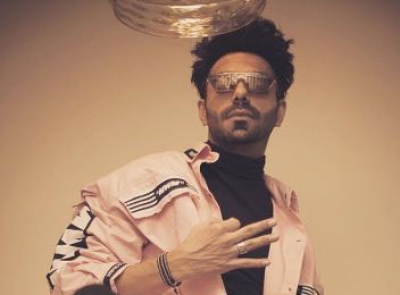 Mumbai, March 30 (IANS) Actor Aparshakti Khurana believes the coronavirus lockdown will teach people many important lessons about life.