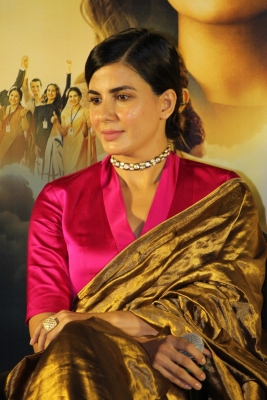 Mumbai, March 30 (IANS) Actress Kirti Kulhari has a unique suggestion for citizens confined to their homes during the COVID 19 pandemic lockdown. The actress suggests we should follow a daily routine for activities like waking up from sleep, watching TV and eating.