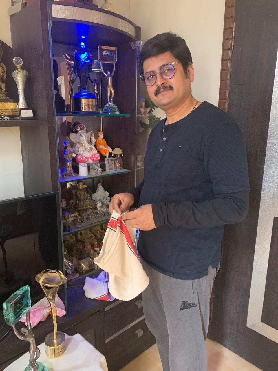 Lockdown diaries: Male TV stars 'share the load' with spouses at home.