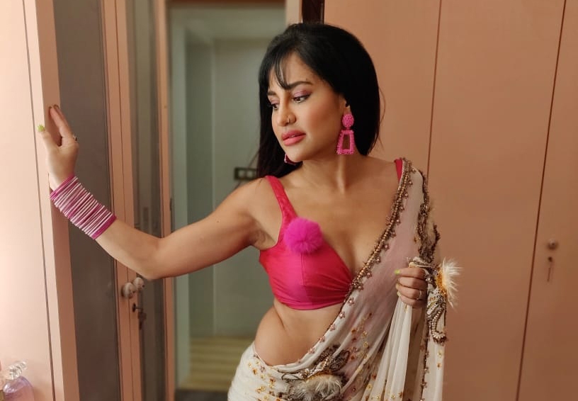 Lizaa Malik works hard on diet for web series.