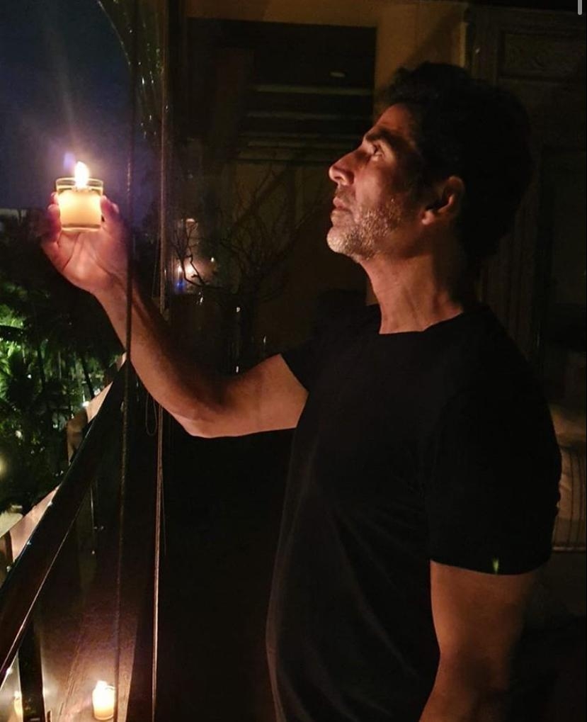 B-Town switches off and lights up to thank Corona Warriors.