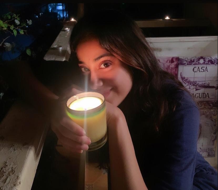 B-Town switches off and lights up to thank Corona Warriors.