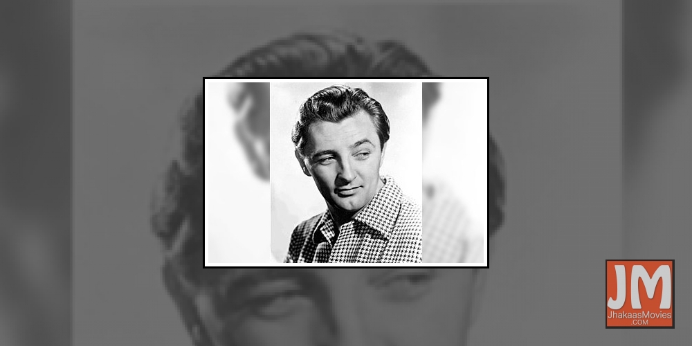 Robert Mitchum.