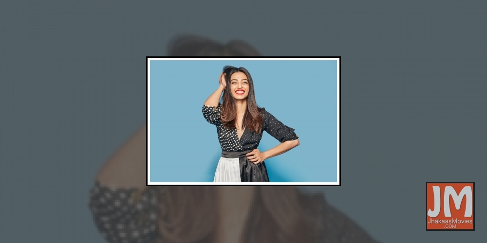 Radhika Apte, Vikrant Massey get together for '#AageKiSoch'