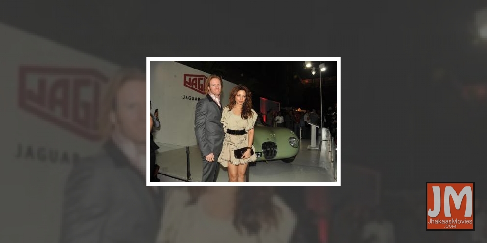 Shama Sikander and Alexx O'Nell.