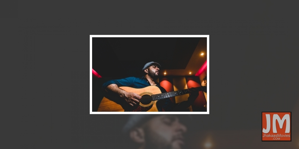 New track inspired by loneliness in times of COVID-19 lockdown.