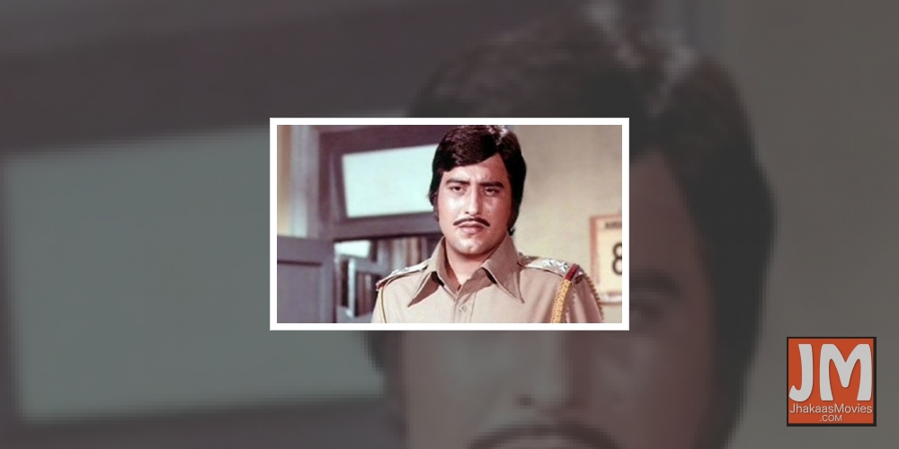 On the third death anniversary of Bollywood legend Vinod Khanna, his son, actor Akshaye Khanna, took to social media to pay homage to the former.