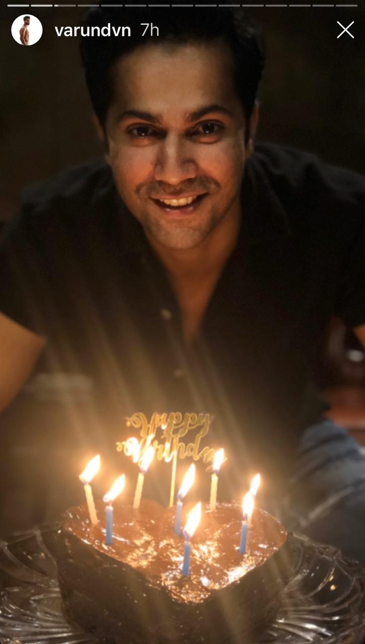 Varun Dhawan cuts heart-shaped cake at home.