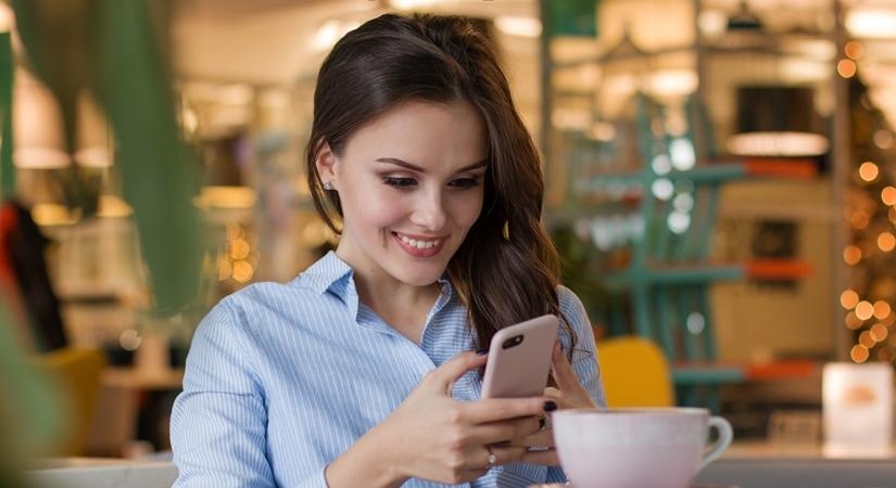 How gadget use can harm your posture.