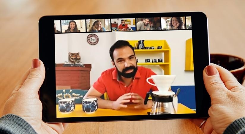 Airbnb and Bumble pair up to make virtual dating more fun.