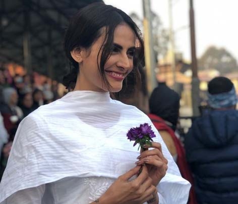 When Mandana Karimi was out of work .