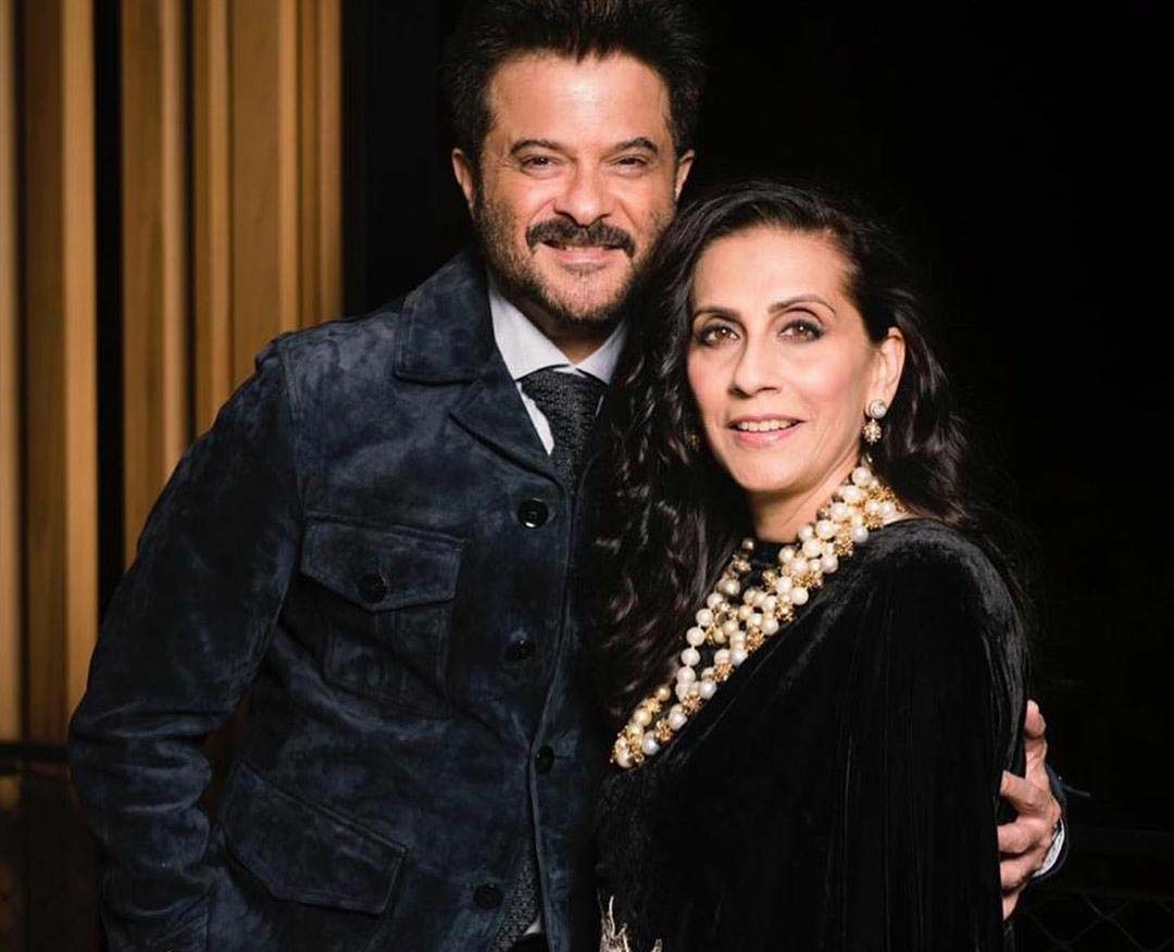 Sonam wishes parents Anil, Sunita Kapoor on their 36th anniversary.