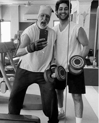 Big B sweats it out with grandson Agastya Nanda.
