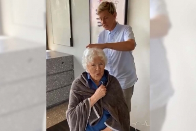 Ellen DeGeneres cuts mom