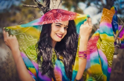 Crime Patrol actress Preksha Mehta commits suicide.