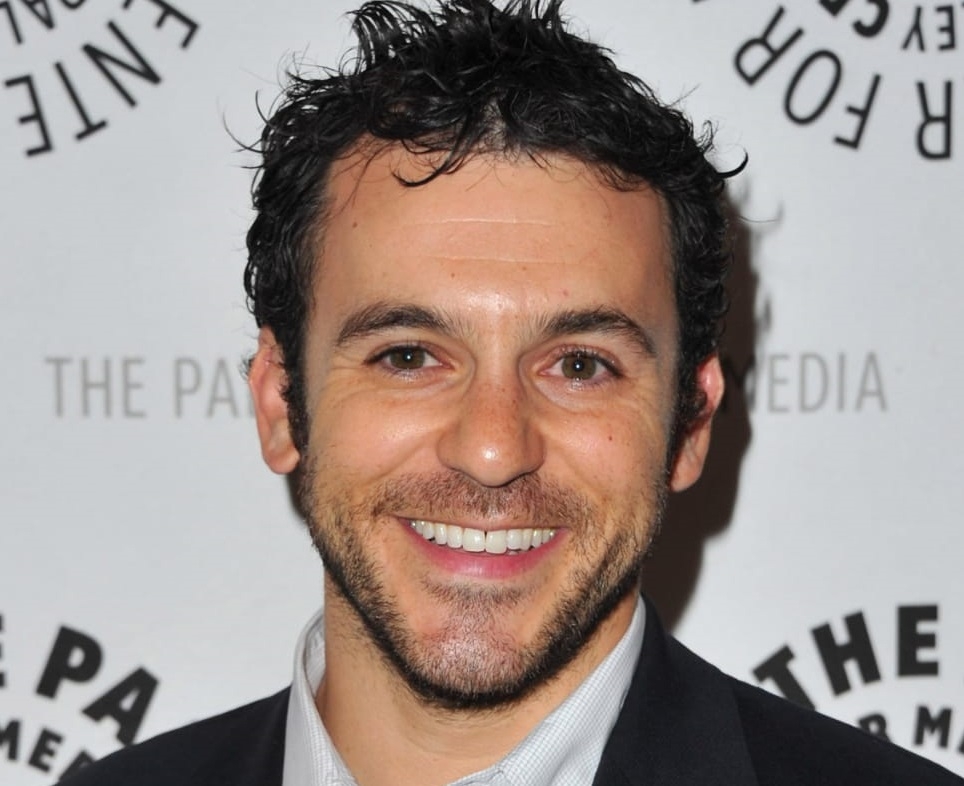Fred Savage: Directing TV shows challenging.