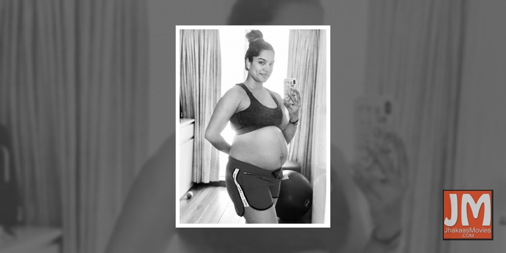 TV actress Shikha Singh Shah flaunts blooming baby bump.