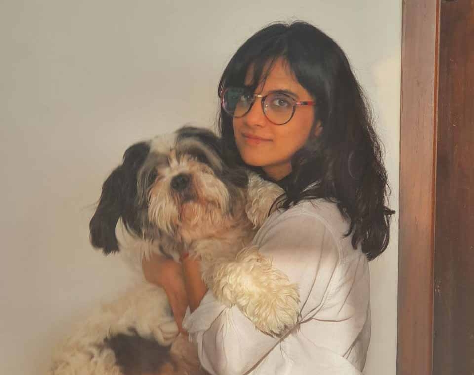 Jasleen Royal driving to Ludhiana with pet, seeks night shelter in Udaipur.