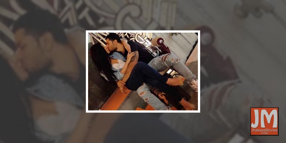 Krishna Shroff steals a kiss with beau in new post.