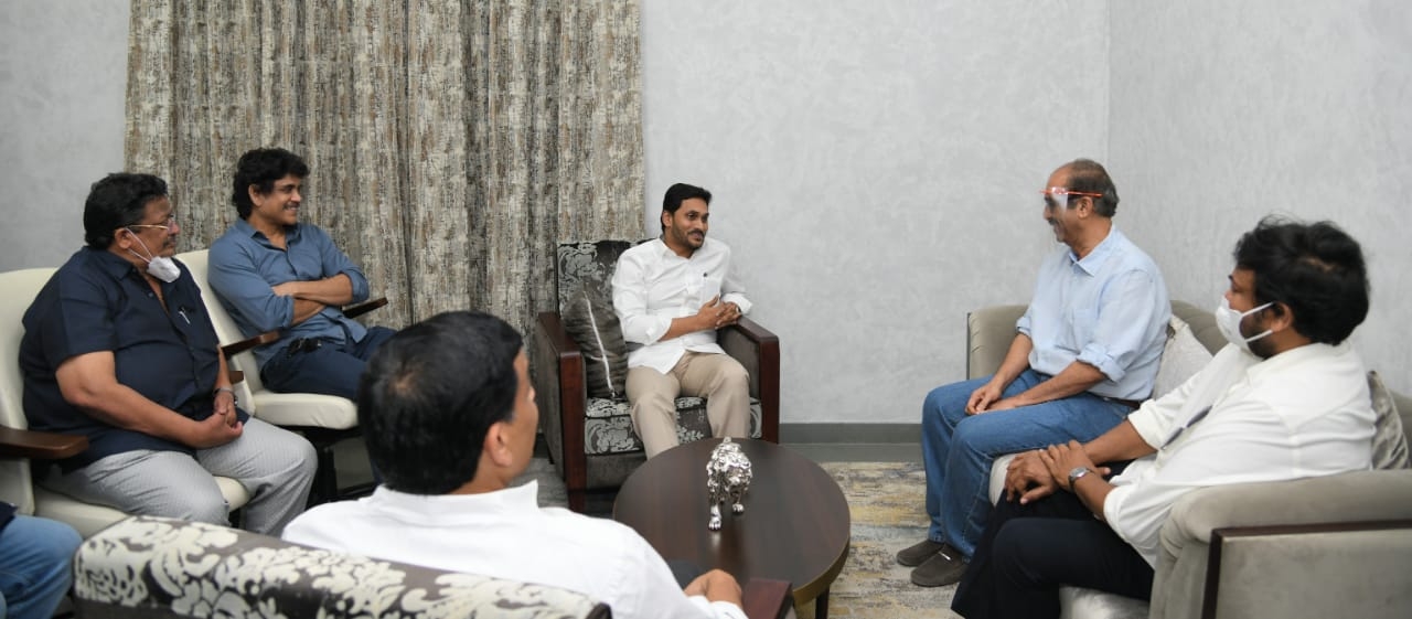 Tollywood delegation meets Andhra CM.