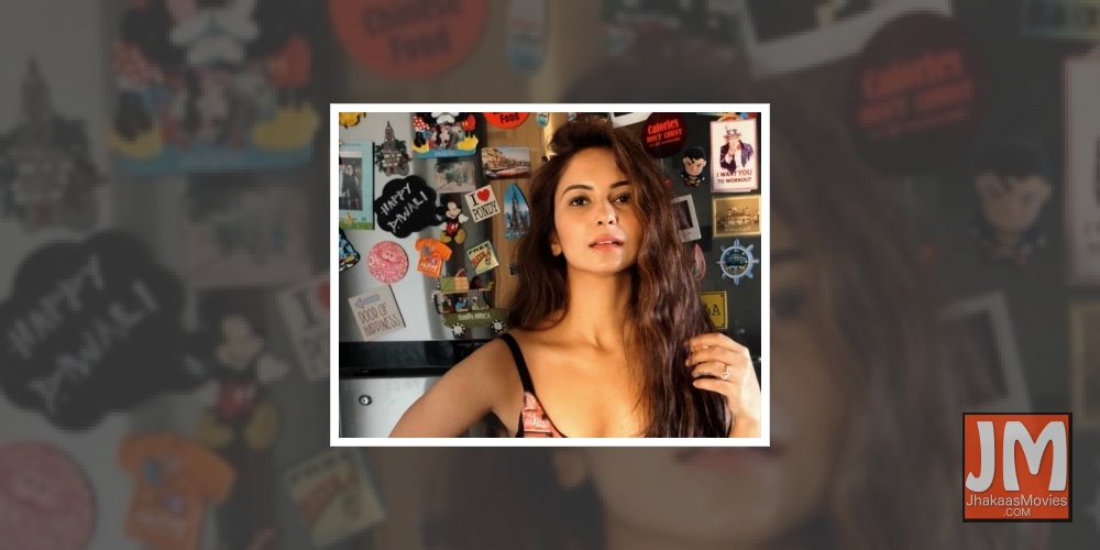 Vinny Arora: It is the age of digital medium.