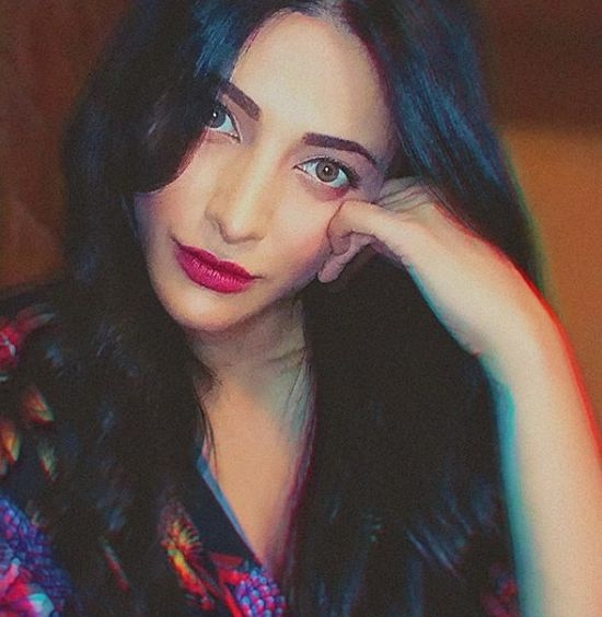 Shruti Haasan: Glitches are good.