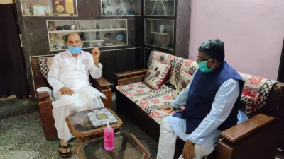 Union Law Minister Ravi Shankar Prasad meets the family members of actor Sushant Singh Rajput at their Patna residence.