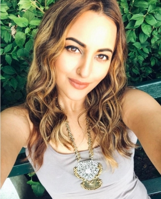 Sonakshi Sinha, Saqib Saleem quit Twitter citing negativity.