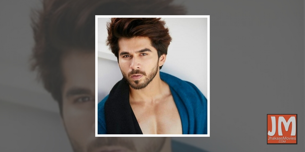 Karan Khandelwal moves to hometown in Kerala, driven by financial woes.