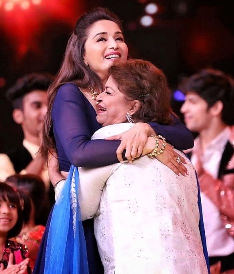 Madhuri will miss 'Guru-shishya bond' with Saroj Khan.