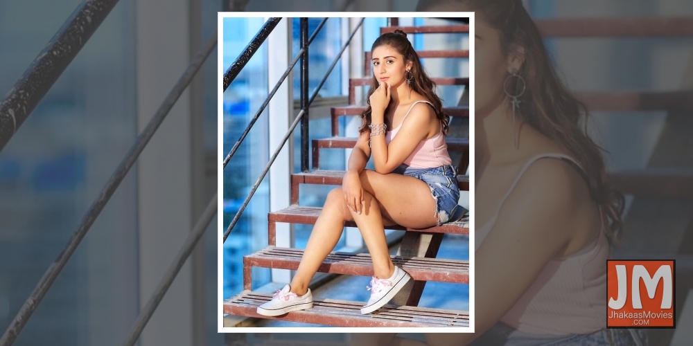 Dhvani Bhanushali's 'Vaaste' crosses 7 million views.