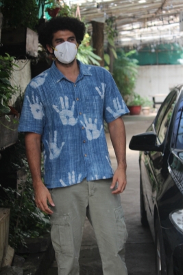 Mumbai: Actor Aditya Roy Kapoor seen in Mumbai