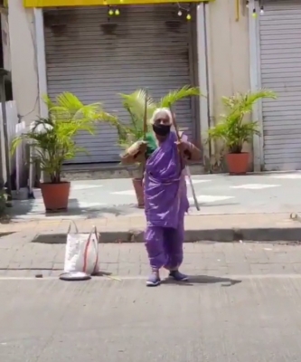 Sonu Sood, Riteish Deshmukh