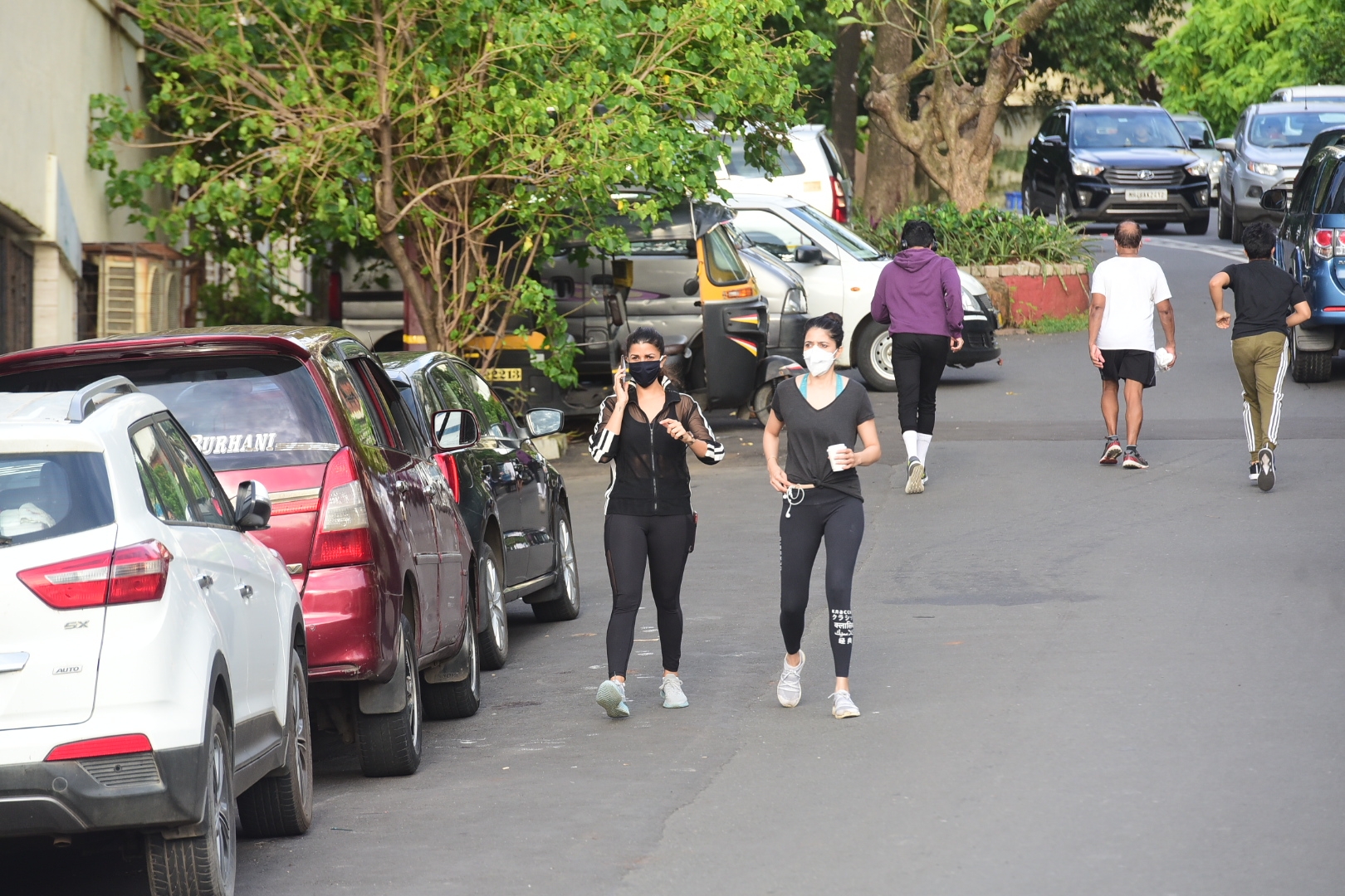 Mumbai: Actress Nimrat Kaur spotted in Mumbai's Bandra on July 25, 2020. (Photo: IANS)