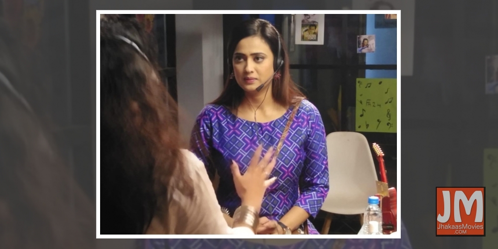 Shweta Tiwari re-lives her radio jockey days.