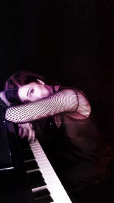 Shruti Haasan to release her original track ÃƒÂƒÃ‚Â¢ÃƒÂ‚Ã‚Â€ÃƒÂ‚Ã‚Â˜EdgeÃƒÂƒÃ‚Â¢ÃƒÂ‚Ã‚Â€ÃƒÂ‚Ã‚Â™ soon