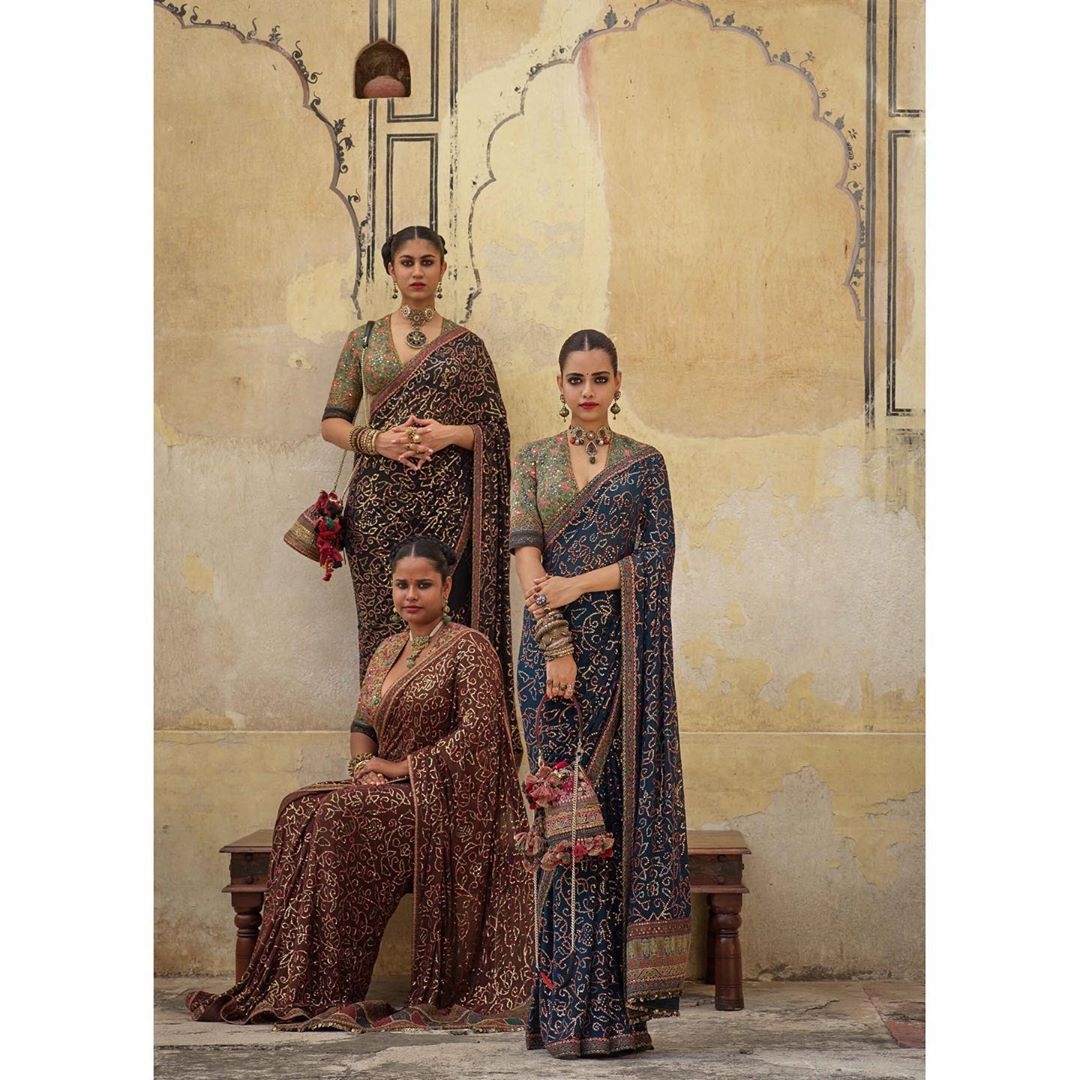 Sabyasachi Mukherjee uses Bandhani in his Fall Winter 2019 collection.
