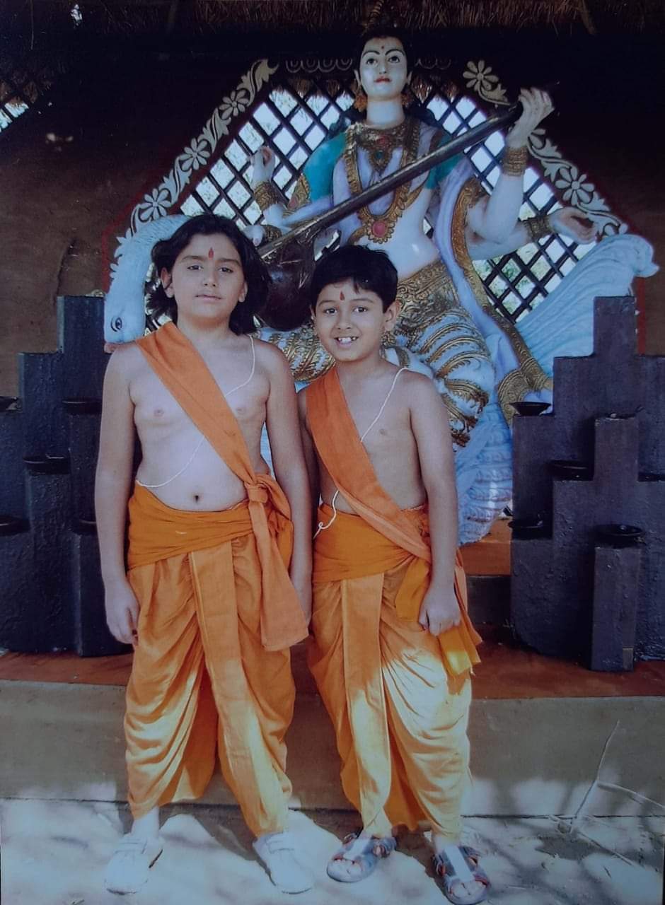 Rishab Sharma (Kush) and Perin Malde (Luv) in Ramayan 2008