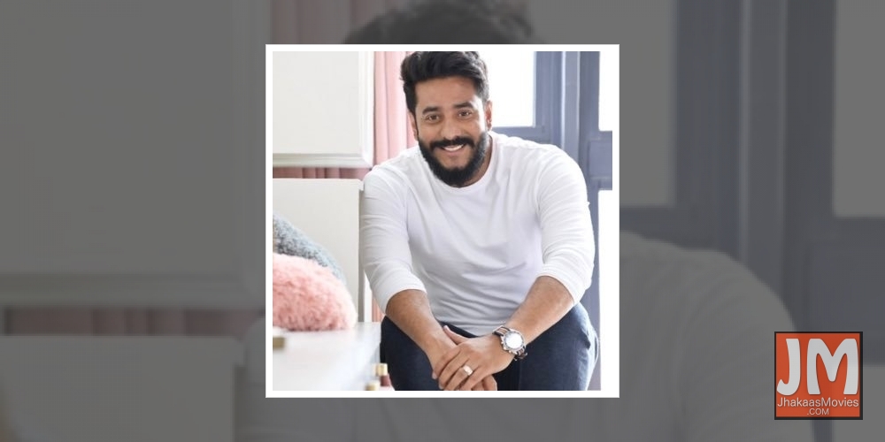 Bengali filmmaker Raj Chakraborty, ex-Minister test corona.