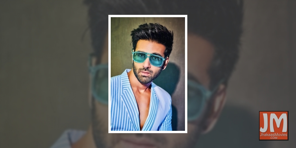 Pulkit Samrat's next to spread message of love.